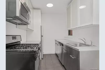 2104 Holland Avenue #4H, Bronx, NY 10462 - Photo 19