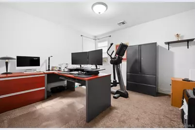 79-09 260th Street, Floral Park, NY 11004 - Photo 9