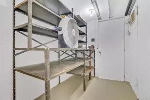 21-69 45th St, Astoria, NY 11105 - Photo 29