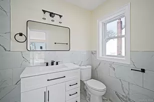 131 Belle Ave, Ronkonkoma, NY 11779 - Photo 15