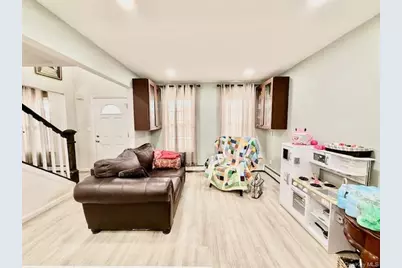 116 Robinwood Drive, Shirley, NY 11967 - Photo 9