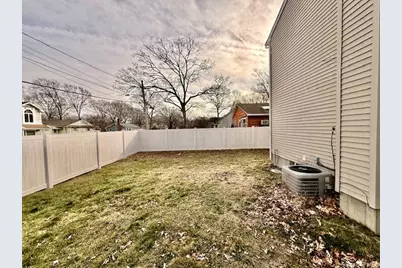 116 Robinwood Drive, Shirley, NY 11967 - Photo 23