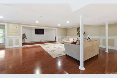 19 Cobblestone Court, Centerport, NY 11721 - Photo 35