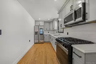 118-27 201st St, Saint Albans, NY 11412 - Photo 23