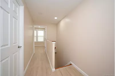 10315 124th Street, Richmond Hill, NY 11419 - Photo 9