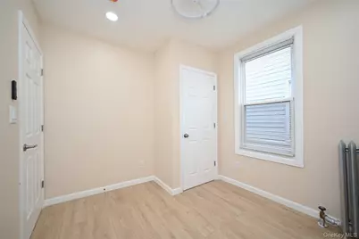 10315 124th Street, Richmond Hill, NY 11419 - Photo 13