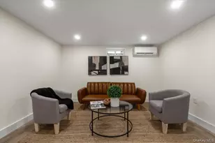 331 Alta Vista Dr, Yonkers, NY 10710 - Photo 19