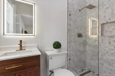 331 Alta Vista Drive, Yonkers, NY 10710 - Photo 17