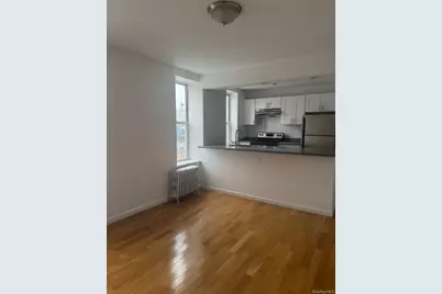 36-05 Vernon Boulevard, Long Island City, NY 11106 - Photo 9