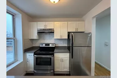 36-05 Vernon Boulevard, Long Island City, NY 11106 - Photo 5