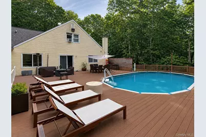 4 Manor Hills Drive, Manorville, NY 11949 - Photo 19