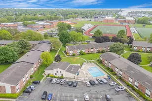 2453 Union Blvd, Islip, NY 11751 - Photo 9