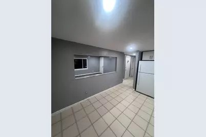 1371 Rosser Avenue, Elmont, NY 11003 - Photo 5