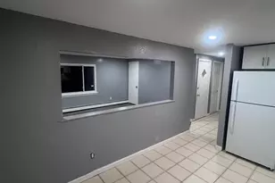 1371 Rosser Ave, Elmont, NY 11003 - Photo 5