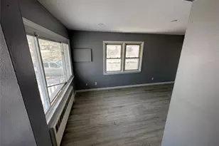 1371 Rosser Ave, Elmont, NY 11003 - Photo 25