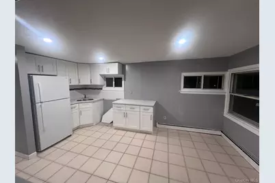 1371 Rosser Avenue, Elmont, NY 11003 - Photo 3