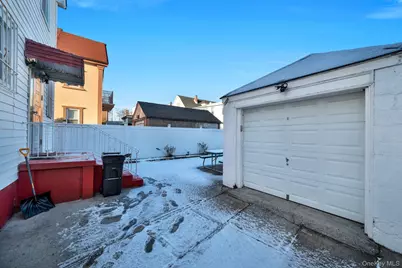 10439 115th Street, Richmond Hill, NY 11419 - Photo 31