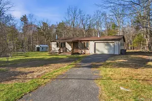 1073 Indian Springs Rd, Pine Bush, NY 12566 - Photo 29