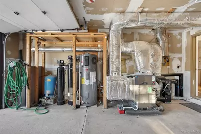 1073 Indian Springs Road, Pine Bush, NY 12566 - Photo 29