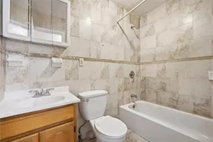 134-10 Farmers Blvd, Jamaica, NY 11434 - Photo 11