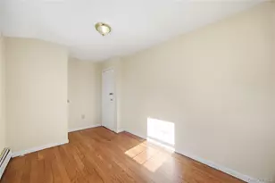 134-10 Farmers Blvd, Jamaica, NY 11434 - Photo 27