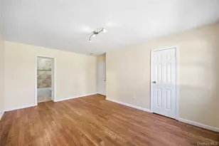 134-10 Farmers Blvd, Jamaica, NY 11434 - Photo 7