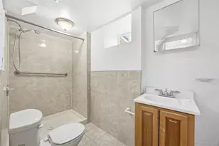 134-10 Farmers Blvd, Jamaica, NY 11434 - Photo 43