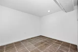 296 Harvard St, Hempstead, NY 11550 - Photo 25