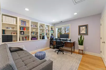 110 Round Hill Road, Scarsdale, NY 10583 - Photo 25