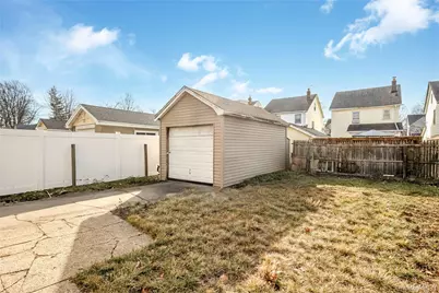 24018 144th Avenue, Rosedale, NY 11422 - Photo 5