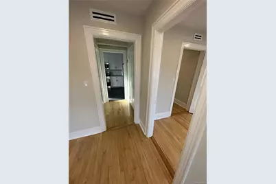 127 South Street #3E, Oyster Bay, NY 11771 - Photo 3