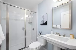 9 Thomas Ln, Scarsdale, NY 10583 - Photo 17