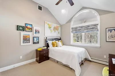 9 Thomas Lane, Scarsdale, NY 10583 - Photo 23