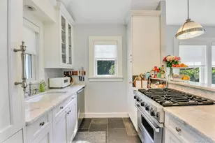 10 Henry St, Southampton, NY 11968 - Photo 9