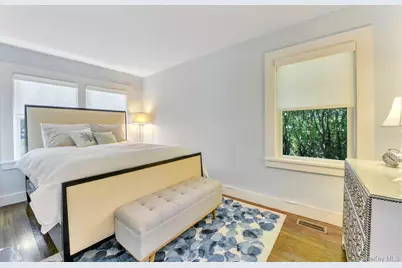 10 Henry Street, Southampton, NY 11968 - Photo 11