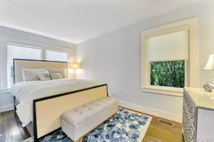 10 Henry St, Southampton, NY 11968 - Photo 11