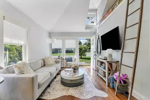 10 Henry St, Southampton, NY 11968 - Photo 5