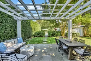 10 Henry St, Southampton, NY 11968 - Photo 15