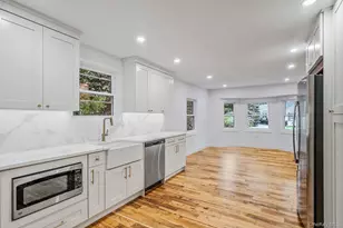 6 Connetquot Dr, Oakdale, NY 11769 - Photo 23