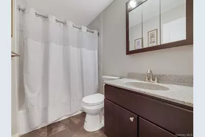 552 Sierra Vista Lane, Valley Cottage, NY 10989 - Photo 25