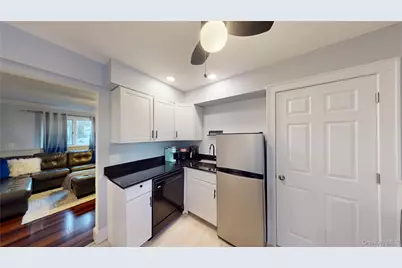 135 Standish Drive, Pearl River, NY 10965 - Photo 13