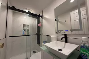 135 Standish Dr, Pearl River, NY 10965 - Photo 17