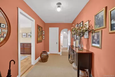 10 Nosband Avenue #6M, White Plains, NY 10605 - Photo 3