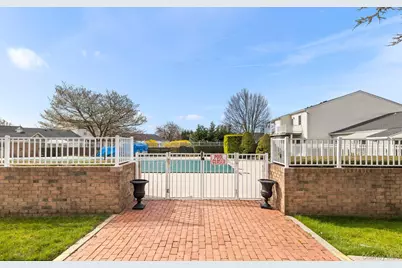 170 Harbor S, Amityville, NY 11701 - Photo 21