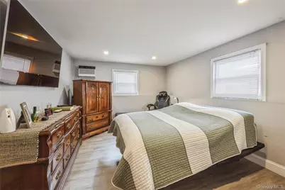 2 Udalia Road, West Islip, NY 11795 - Photo 27