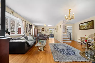 524 Livingston Street, Westbury, NY 11590 - Photo 5