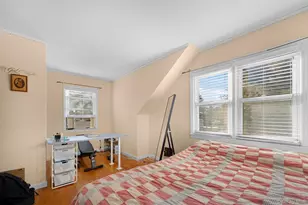 524 Livingston St, Westbury, NY 11590 - Photo 23