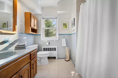 524 Livingston Street, Westbury, NY 11590 - Photo 21