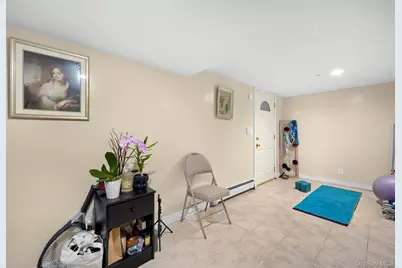 524 Livingston Street, Westbury, NY 11590 - Photo 29