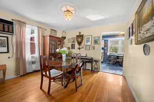 524 Livingston St, Westbury, NY 11590 - Photo 11